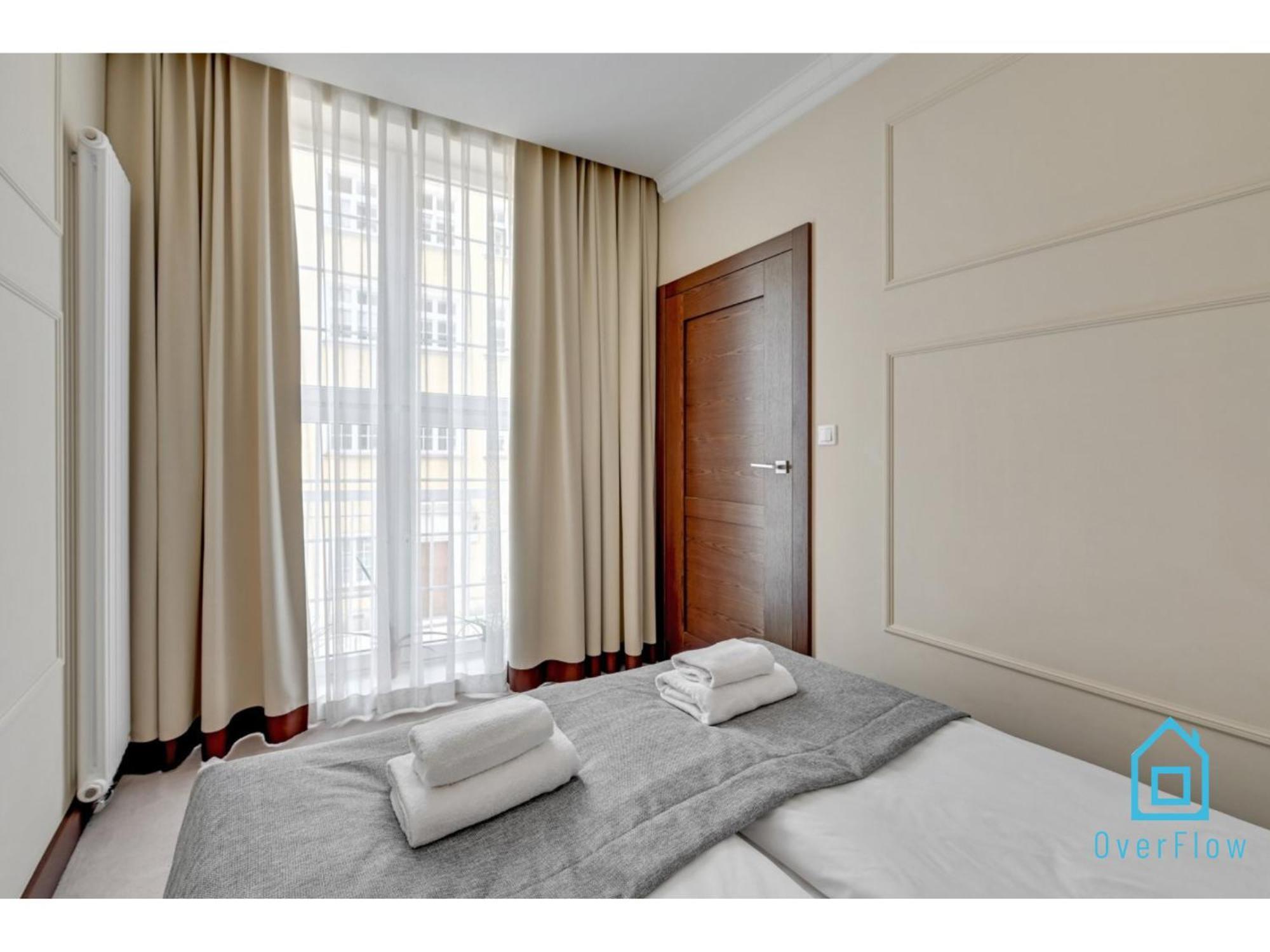 Luna Premium Old Town Apartment